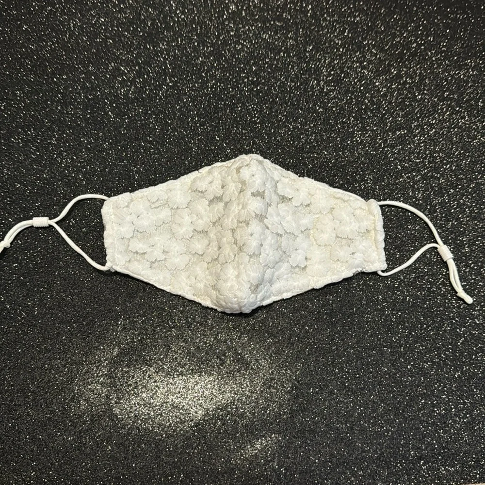 Lele sadoughi white lace like face mask